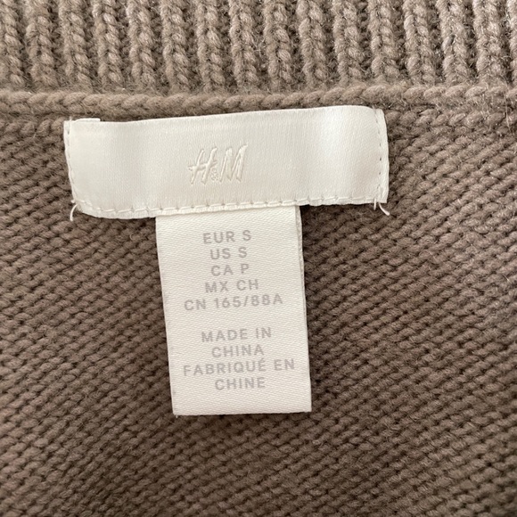 Knit Crop Top - Picture 3 of 3